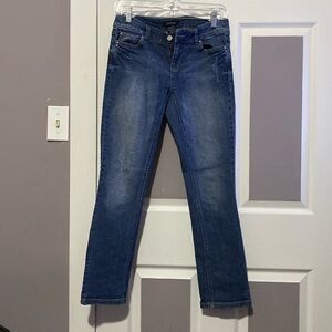 WHITE HOUSE BLACK MARKET CAPRIS LENGTH JEANS